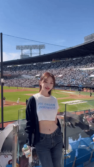 d3690ca2b6d6b94bfd5a68d49f00b91d_1769860252_987.gif